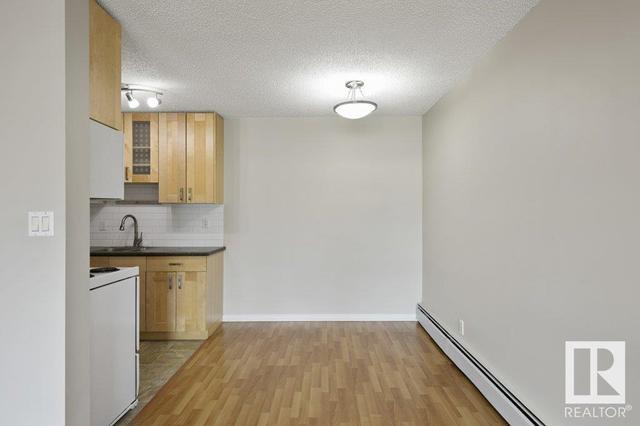 302 - 11040 82 St Nw, Condo with 1 bedrooms, 1 bathrooms and 1 parking in Edmonton AB | Image 8