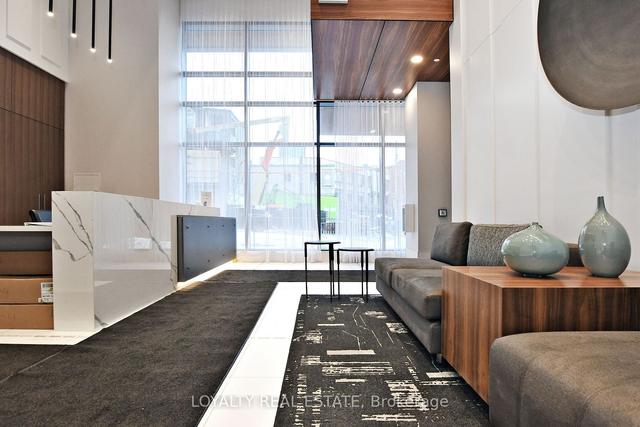 1202 - 181 Bedford Rd, Condo with 2 bedrooms, 2 bathrooms and 0 parking in Toronto ON | Image 36