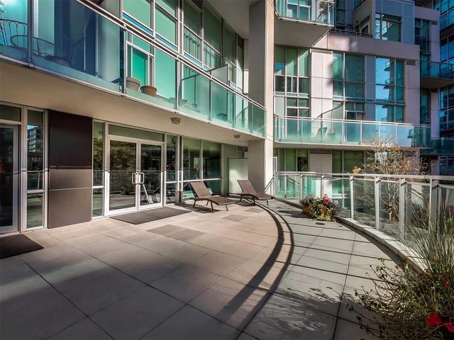 718 - 220 Burnhamthorpe Rd W, Condo with 1 bedrooms, 2 bathrooms and 1 parking in Mississauga ON | Image 32