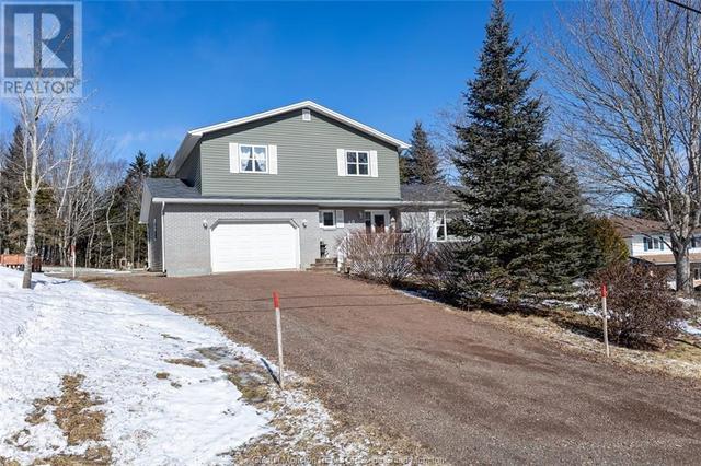 20 Lenwood, House detached with 2 bedrooms, 2 bathrooms and null parking in Coverdale NB | Image 2