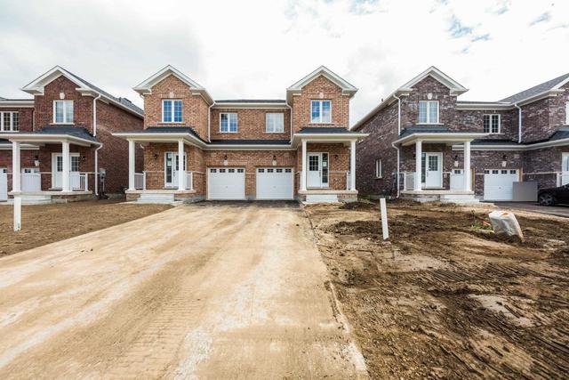 214 Ridley Cres, House semidetached with 3 bedrooms, 3 bathrooms and 4 parking in Southgate ON | Image 1