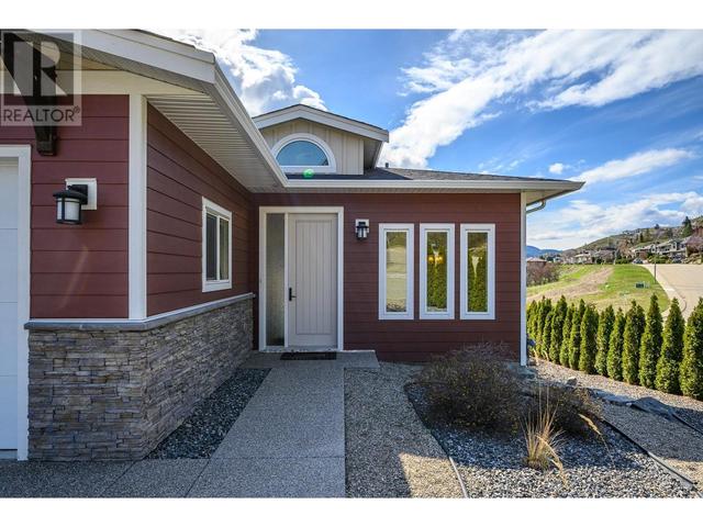 8700 Hofer Drive, House detached with 4 bedrooms, 3 bathrooms and 2 parking in Coldstream BC | Image 6