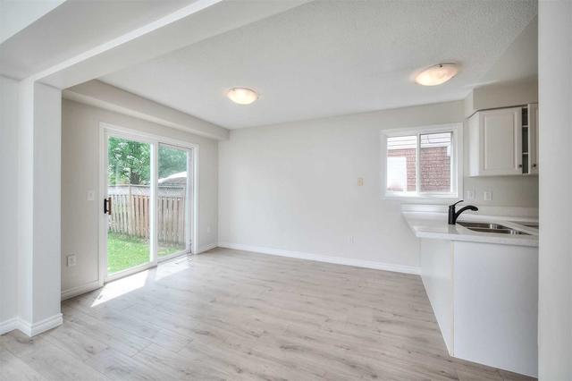 6 Mccurdy Rd, House detached with 5 bedrooms, 3 bathrooms and 5 parking in Guelph ON | Image 7
