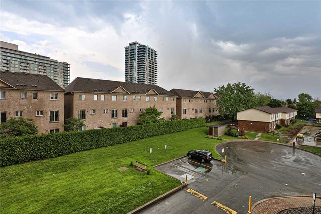 402 - 1210 Radom St, Condo with 3 bedrooms, 2 bathrooms and 1 parking in Pickering ON | Image 32
