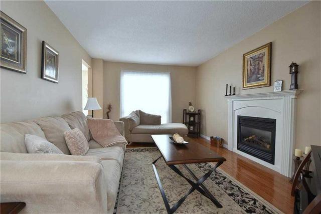 127 Valera Dr, House detached with 4 bedrooms, 3 bathrooms and 4 parking in Hamilton ON | Image 11