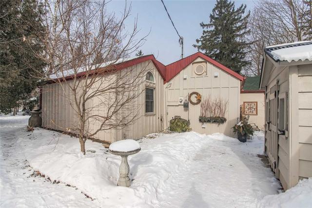 35 Edgehill Dr, House detached with 2 bedrooms, 2 bathrooms and 6 parking in Guelph ON | Image 23