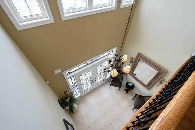 164 Bathurst Glen Dr, House detached with 4 bedrooms, 4 bathrooms and 6 parking in Vaughan ON | Image 23