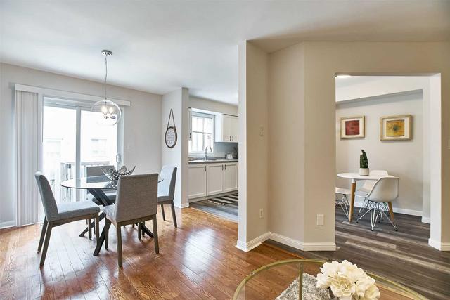 10 - 138 Homestead Rd, Townhouse with 3 bedrooms, 3 bathrooms and 2 parking in Toronto ON | Image 2