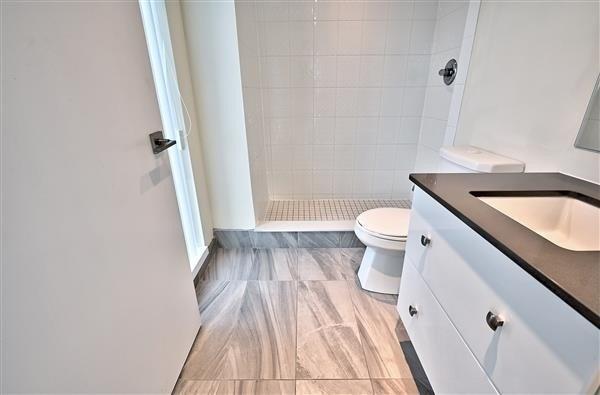 1002e - 555 Wilson Ave, Condo with 2 bedrooms, 2 bathrooms and 1 parking in Toronto ON | Image 3