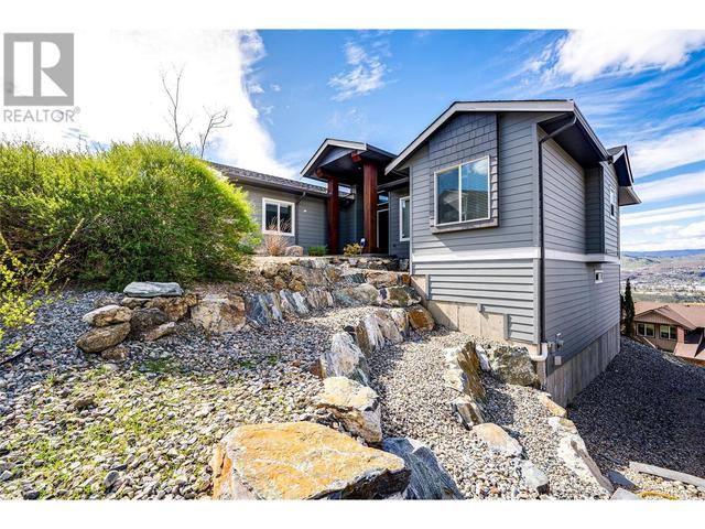 964 Mt Ida Drive, House detached with 5 bedrooms, 4 bathrooms and 2 parking in Vernon BC | Image 3