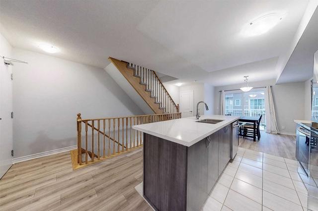 12 - 2500 Hill Rise Crt, Townhouse with 2 bedrooms, 3 bathrooms and 1 parking in Oshawa ON | Image 30