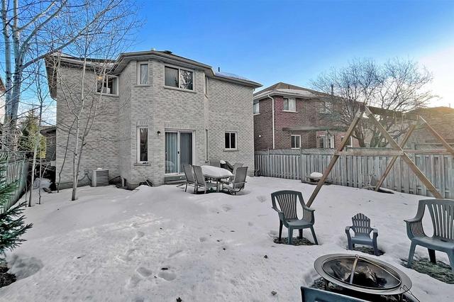 168 Esther Dr, House detached with 4 bedrooms, 3 bathrooms and 4 parking in Barrie ON | Image 32