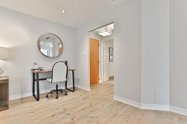 1109 - 5795 Yonge St, Condo with 2 bedrooms, 2 bathrooms and 1 parking in Toronto ON | Image 3