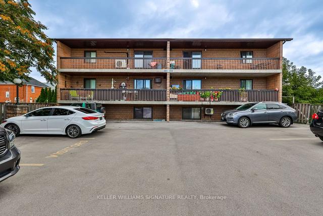 104 - 482 James St N, Condo with 2 bedrooms, 1 bathrooms and 1 parking in Hamilton ON | Image 1