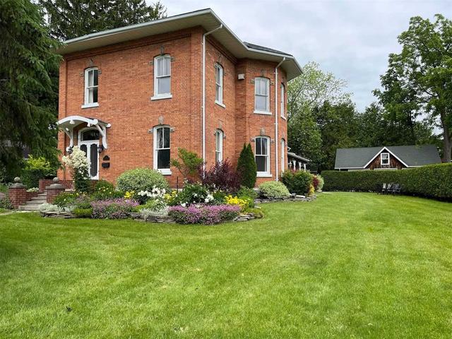 16 Colborne St W, House detached with 5 bedrooms, 4 bathrooms and 7 parking in Kawartha Lakes ON | Image 1