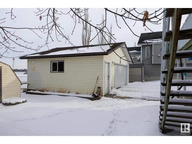 4705 47 St, House detached with 8 bedrooms, 3 bathrooms and 6 parking in Legal AB | Image 60