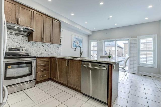 36 Lauderdale Dr, House detached with 4 bedrooms, 3 bathrooms and 4 parking in Vaughan ON | Image 14