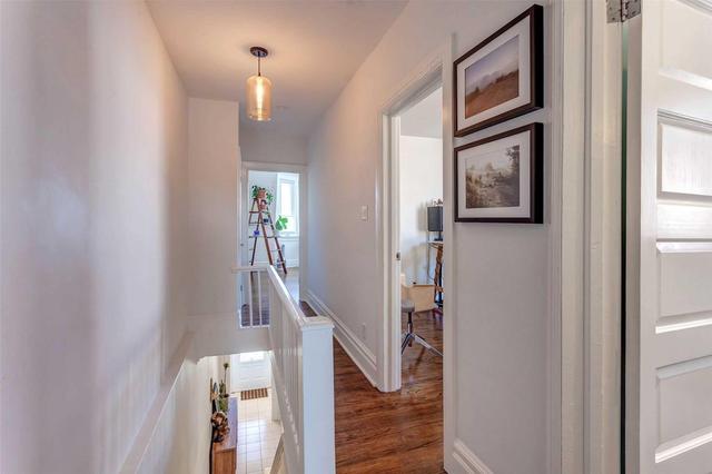225 Earlscourt Ave, House semidetached with 3 bedrooms, 2 bathrooms and 2 parking in Toronto ON | Image 14