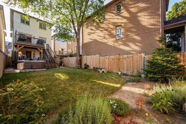 81 Milton St, House detached with 3 bedrooms, 5 bathrooms and 2 parking in Toronto ON | Image 35