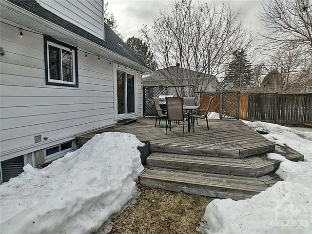 1831 Saunderson Drive, House detached with 4 bedrooms, 2 bathrooms and 3 parking in Ottawa ON | Image 23