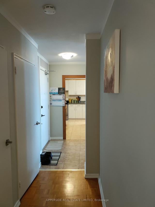 811 - 80 Grandravine Dr, Condo with 2 bedrooms, 1 bathrooms and 1 parking in Toronto ON | Image 1