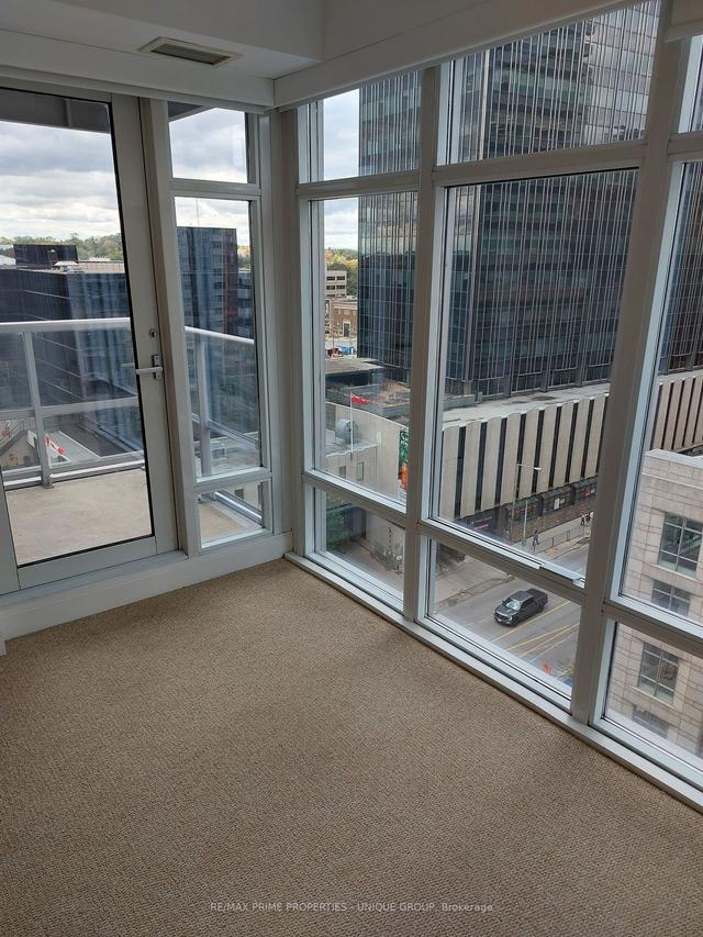1008 - 2181 Yonge St, Condo with 2 bedrooms, 2 bathrooms and 1 parking in Toronto ON | Image 4