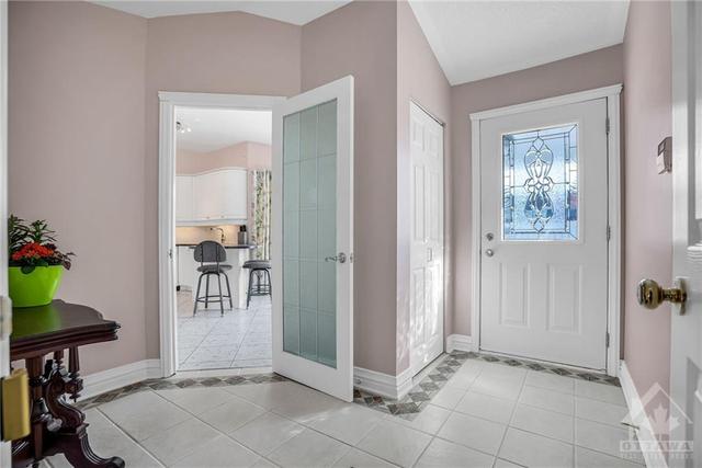 348 Carleton Avenue, House detached with 4 bedrooms, 3 bathrooms and 4 parking in Ottawa ON | Image 12
