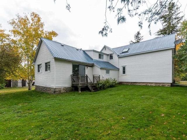 7216 3rd Line Rd, Home with 3 bedrooms, 1 bathrooms and 8 parking in Ottawa ON | Image 20
