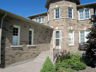 100 Fletcher Dr, House detached with 4 bedrooms, 3 bathrooms and 2 parking in Vaughan ON | Image 2