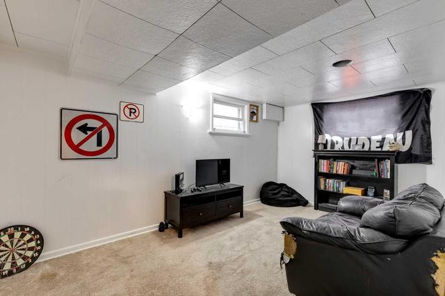 107 38 Avenue Sw, House detached with 2 bedrooms, 1 bathrooms and 1 parking in Calgary AB | Image 16