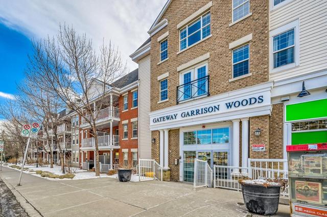 306 - 2233 34 Avenue Sw, Condo with 1 bedrooms, 1 bathrooms and 1 parking in Calgary AB | Image 1