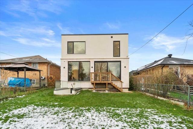 3983 Bloor St W, House detached with 4 bedrooms, 5 bathrooms and 3 parking in Toronto ON | Image 26