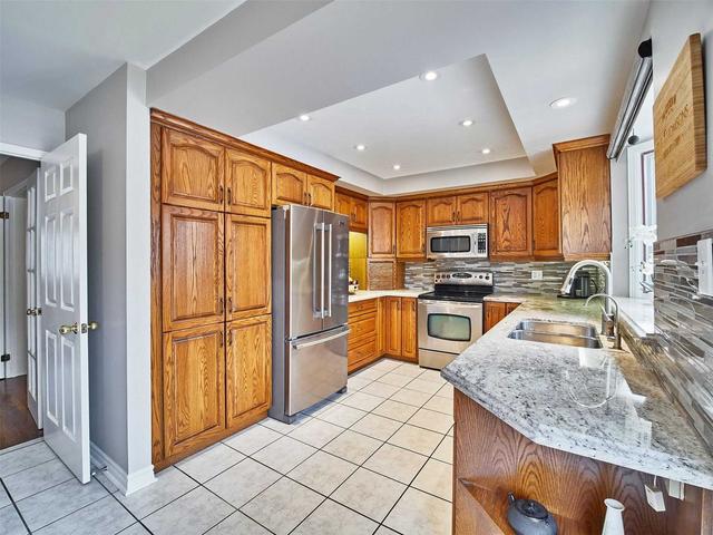 936 Alanbury Cres, House detached with 4 bedrooms, 4 bathrooms and 6 parking in Pickering ON | Image 21
