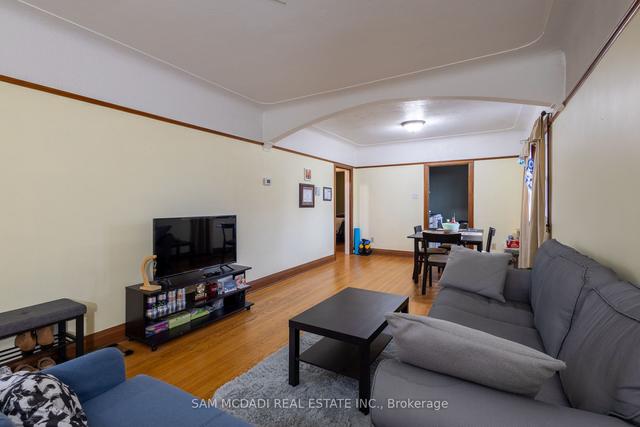 796 Garth St, House detached with 2 bedrooms, 2 bathrooms and 5 parking in Hamilton ON | Image 31