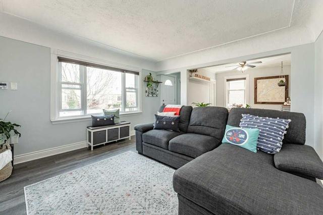 202 East 14th St, House detached with 1 bedrooms, 1 bathrooms and 3 parking in Hamilton ON | Image 37