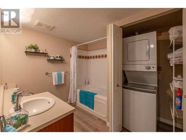 206 - 7600 Cottonwood Drive, Condo with 1 bedrooms, 1 bathrooms and 1 parking in Osoyoos BC | Image 15