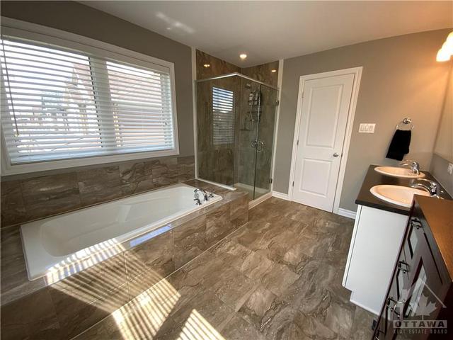 344 Hepatica Way, House detached with 4 bedrooms, 4 bathrooms and 4 parking in Ottawa ON | Image 21
