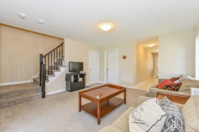 18 Mccann St, House attached with 3 bedrooms, 3 bathrooms and 2 parking in Guelph ON | Image 12