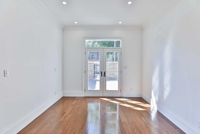 79 Sullivan St, House attached with 4 bedrooms, 5 bathrooms and 2 parking in Toronto ON | Image 28