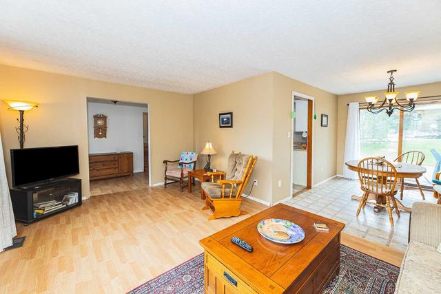 5237 Loop Rd, House detached with 3 bedrooms, 1 bathrooms and 8 parking in Highlands East ON | Image 2