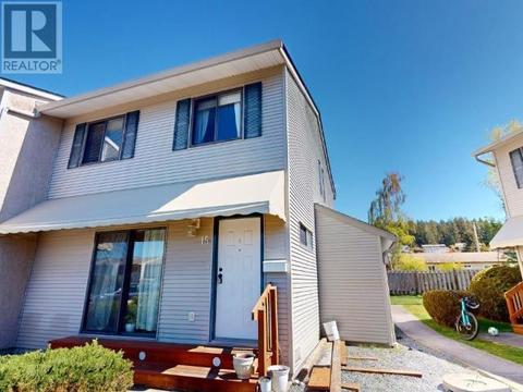 15 - 3870 Joyce Ave, House attached with 3 bedrooms, 3 bathrooms and null parking in Powell River BC | Card Image