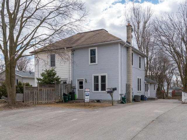 124 Poplar Ave, House semidetached with 3 bedrooms, 2 bathrooms and 7 parking in Halton Hills ON | Image 1