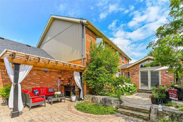 55 Ronald St, House detached with 4 bedrooms, 4 bathrooms and 8 parking in Centre Wellington ON | Image 3