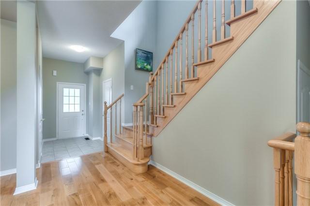 69 Colonial Cres, House detached with 3 bedrooms, 3 bathrooms and 5 parking in Richmond Hill ON | Image 5
