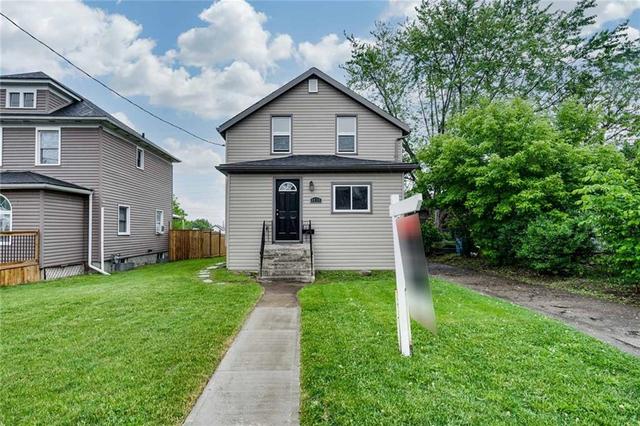 4470 Homewood Avenue, House detached with 3 bedrooms, 1 bathrooms and 2 parking in Niagara Falls ON | Image 1