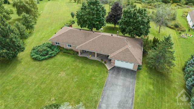 28 South Point Drive, House detached with 3 bedrooms, 3 bathrooms and 8 parking in Rideau Lakes ON | Image 29