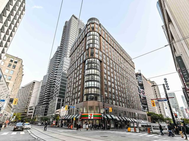 1809 - 7 Carlton St, Condo with 1 bedrooms, 1 bathrooms and 0 parking in Toronto ON | Image 1