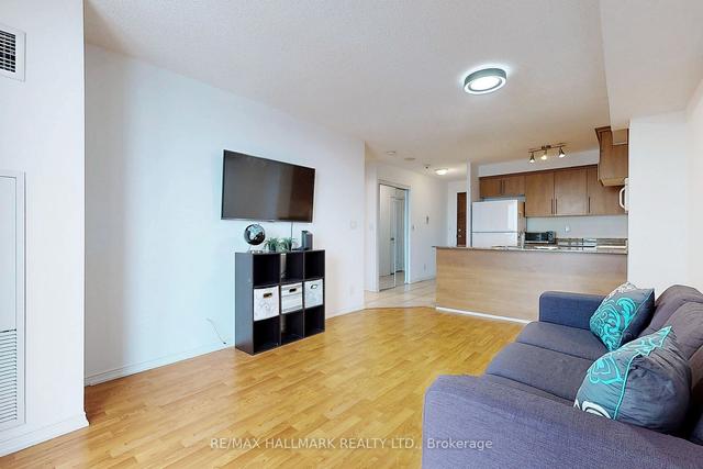 15d - 6 Rosebank Dr, Condo with 1 bedrooms, 1 bathrooms and 1 parking in Toronto ON | Image 6