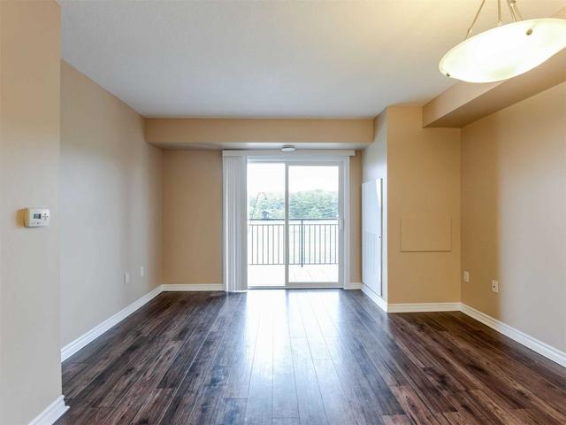 403 - 45 Kingsbury Sq, Condo with 2 bedrooms, 1 bathrooms and 1 parking in Guelph ON | Image 5