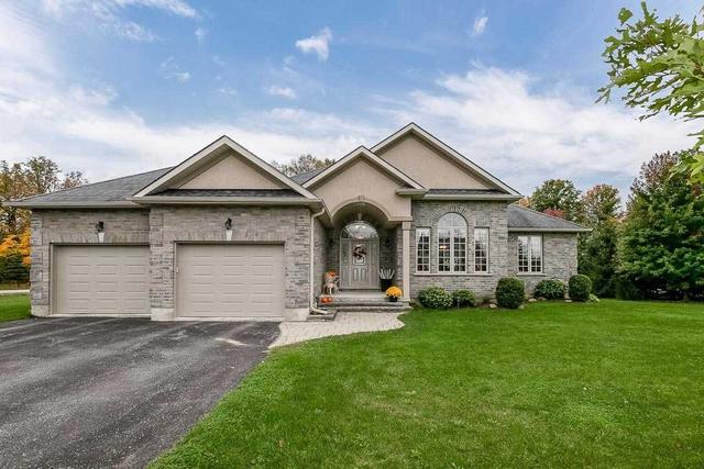 62 Red Oak Cres, House detached with 3 bedrooms, 2 bathrooms and 8 parking in Oro Medonte ON | Image 1